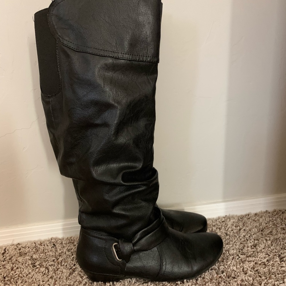 Black boots